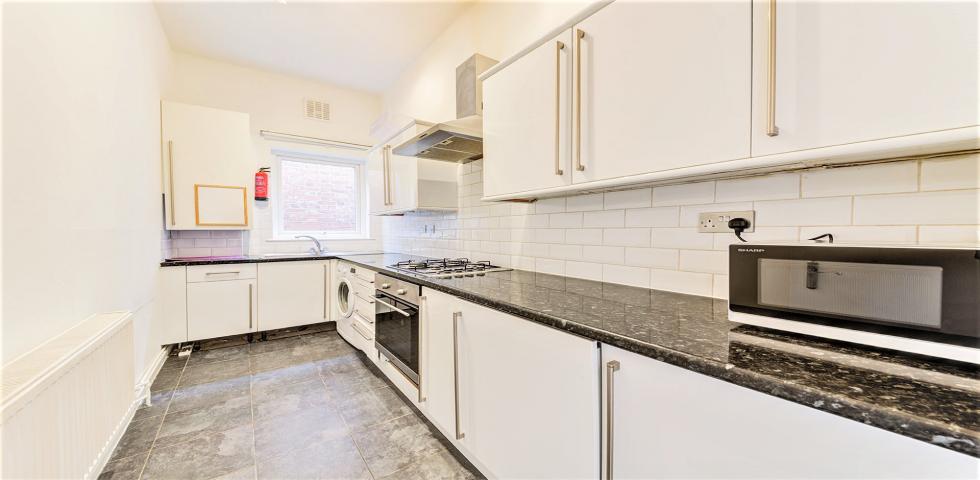 			NO TENANTS ADMINISTRATION FEES , 2 Bedroom, 1 bath, 1 reception Flat			 Shoot Up Hill, KILBURN